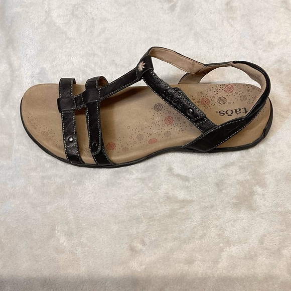 Taos Trophy Sandal in Black Womens Sz 9 - Picture 5 of 9